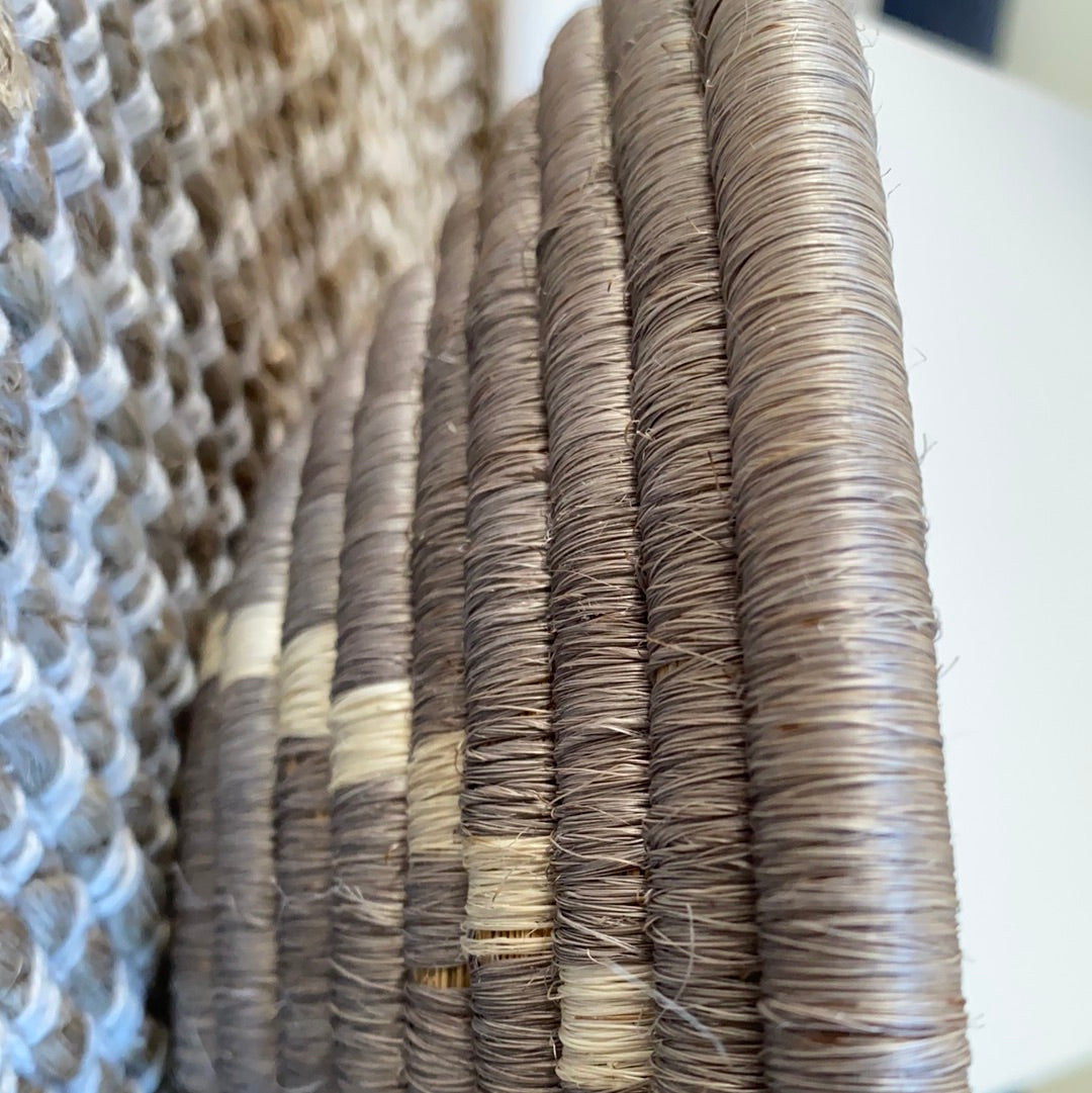 Centerpiece bowl basket