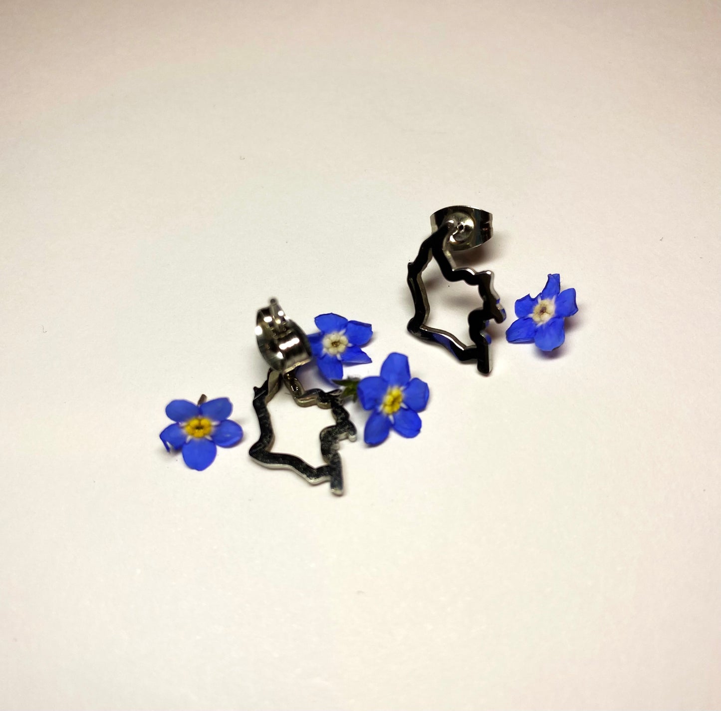 Studs earrings - Colombia